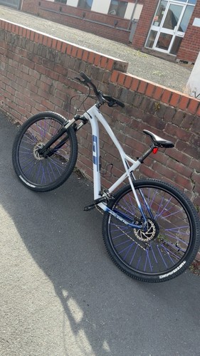 Avalanche sport 29er - gt,
